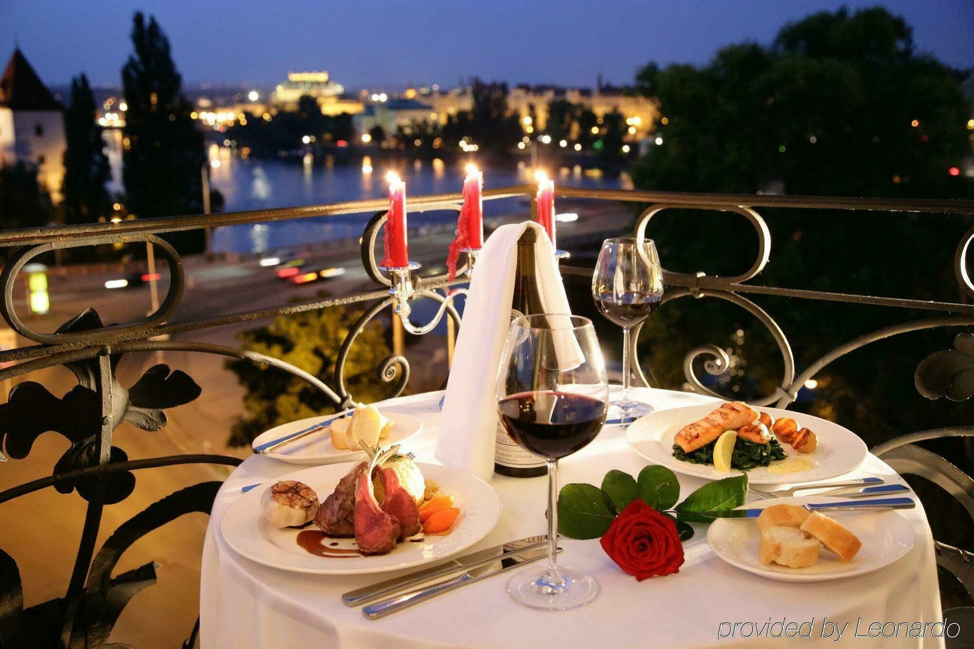 Mamaison Hotel Riverside Prague Restaurant photo